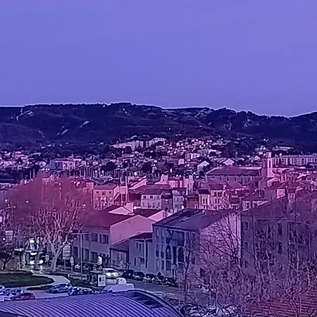 Beau T3, Proche Centre-ville, Parking Appartamento Martigues